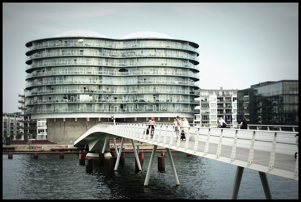 The bridge to Islands Brygge by lily