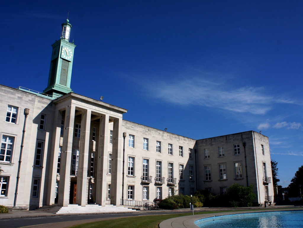 Walthamstow Town Hall by boxplayer