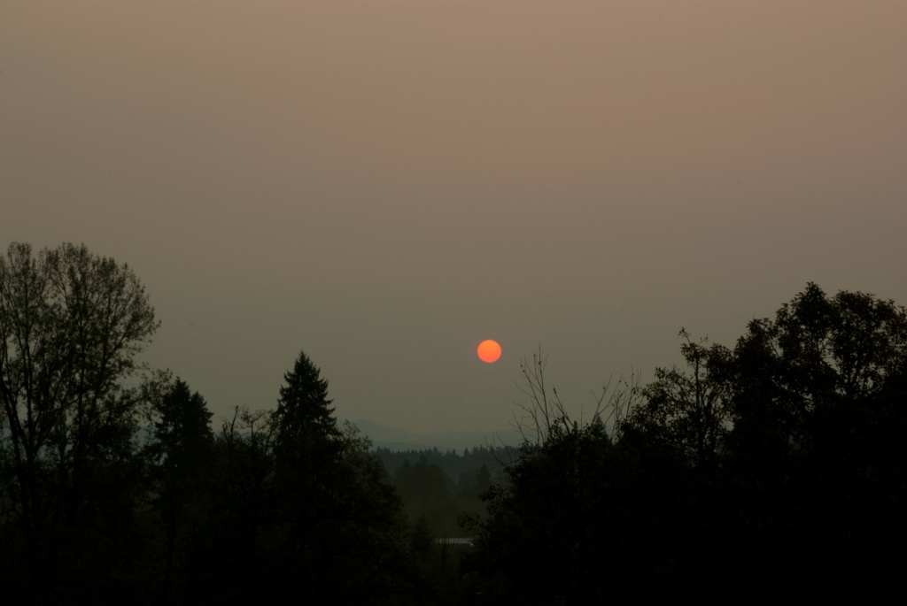 Smokey Sunrise by vickisfotos