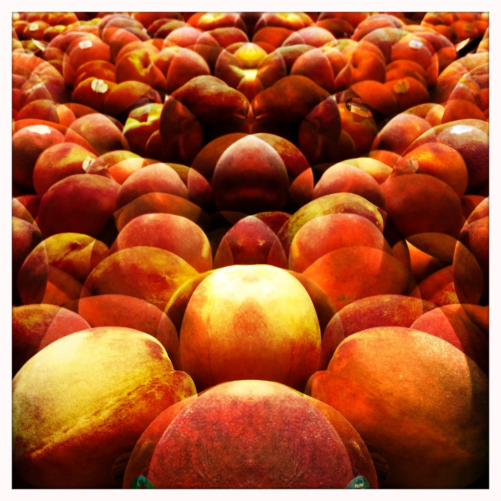 Peach Riot by bradsworld