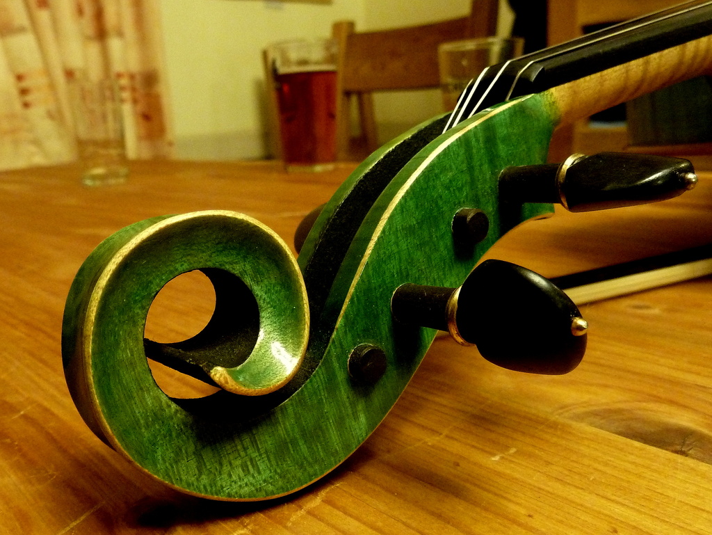 Green fiddle by boxplayer