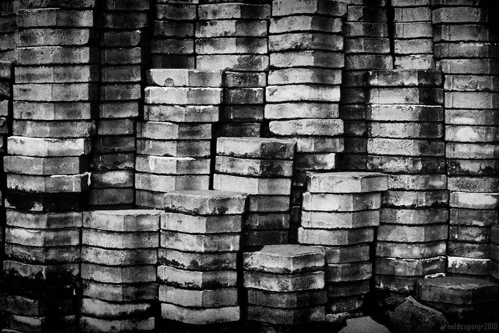 Day 31 - Stacks of Bricks by nellycious