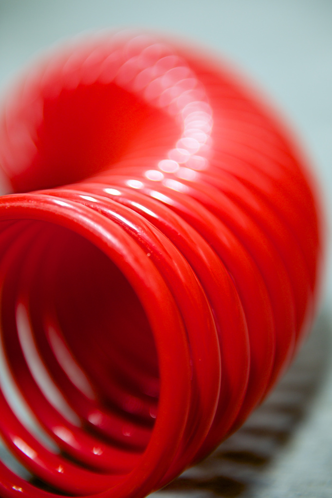 Red Slinky by kwind