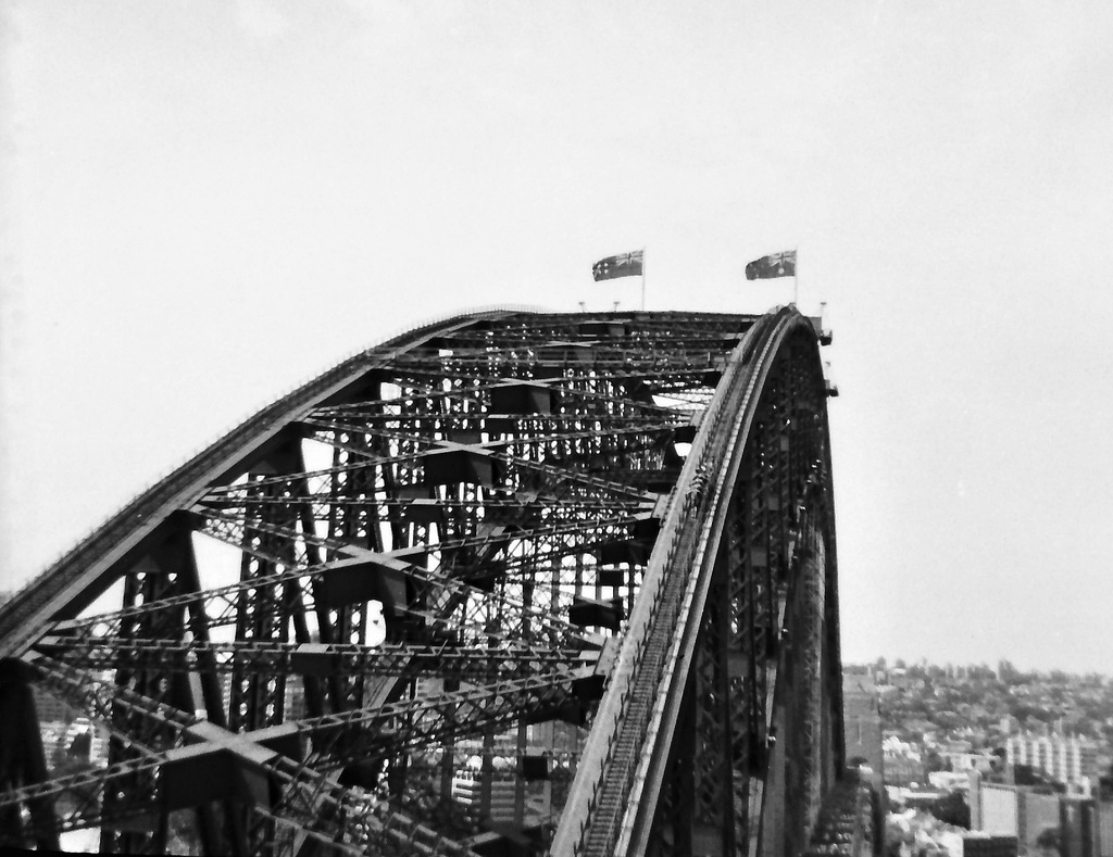 The Harbour Bridge by peterdegraaff