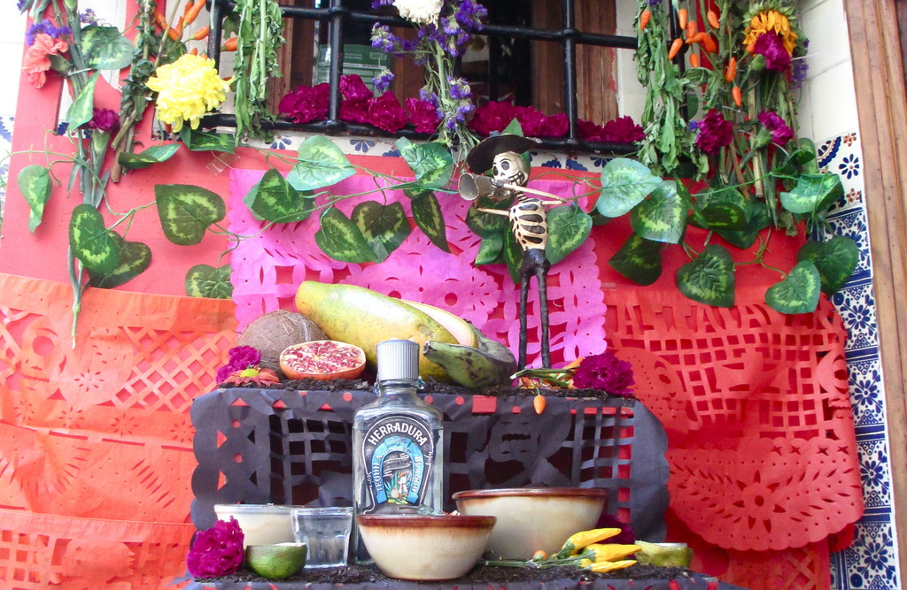 Altar mejicano del día de los muertos by estelajimenez