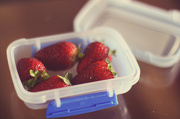 17th Nov 2012 - strawberry snack
