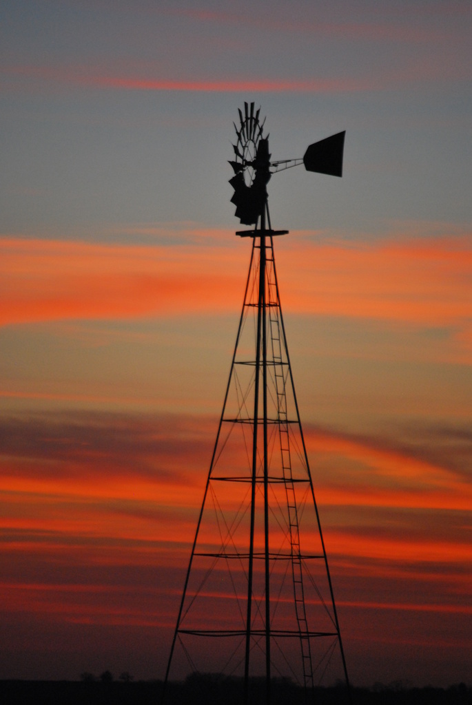Windmill at Sunset by kareenking