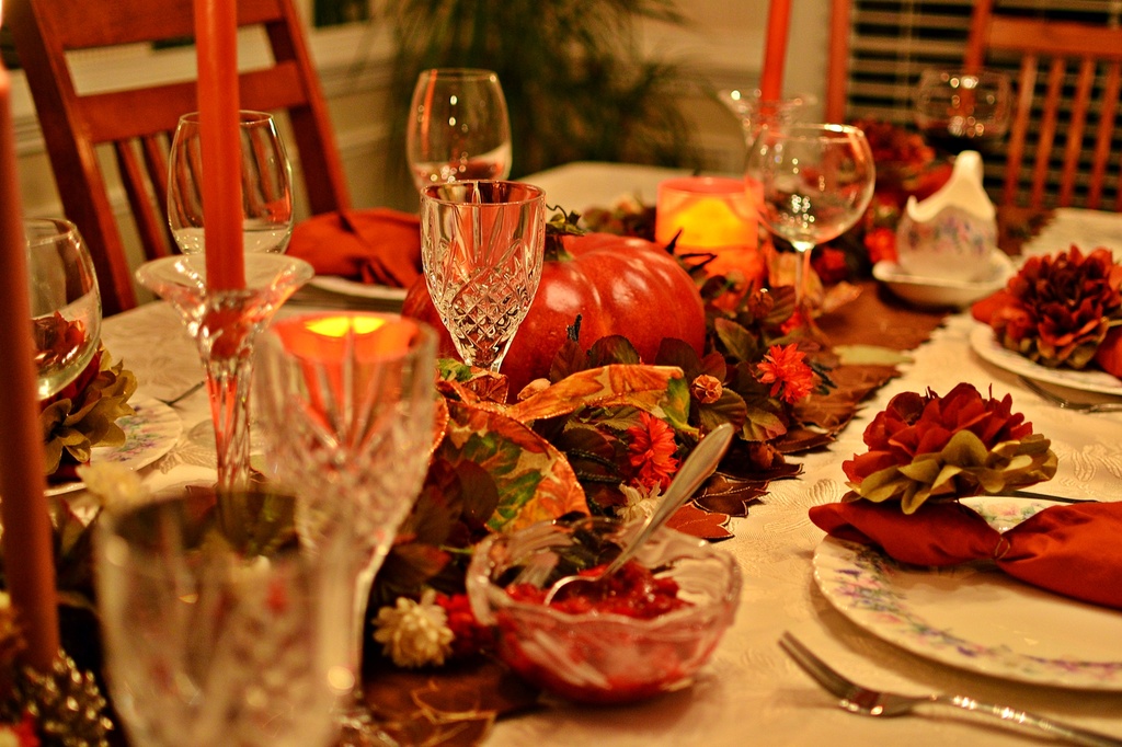 Thanksgiving Dinner Table by soboy5