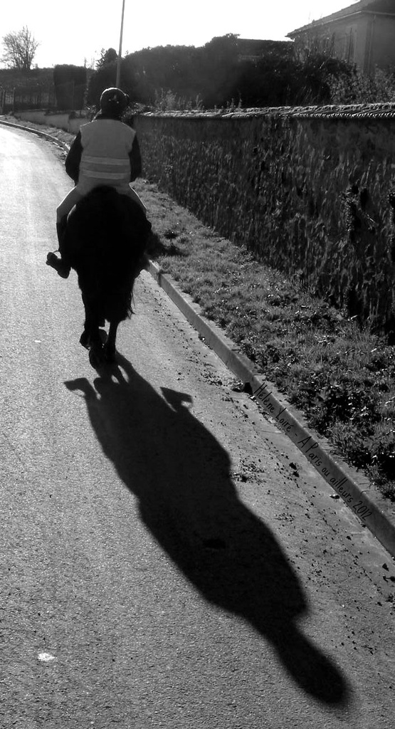 Long shadow by parisouailleurs