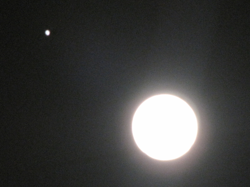 Jupiter and the Moon by photogypsy