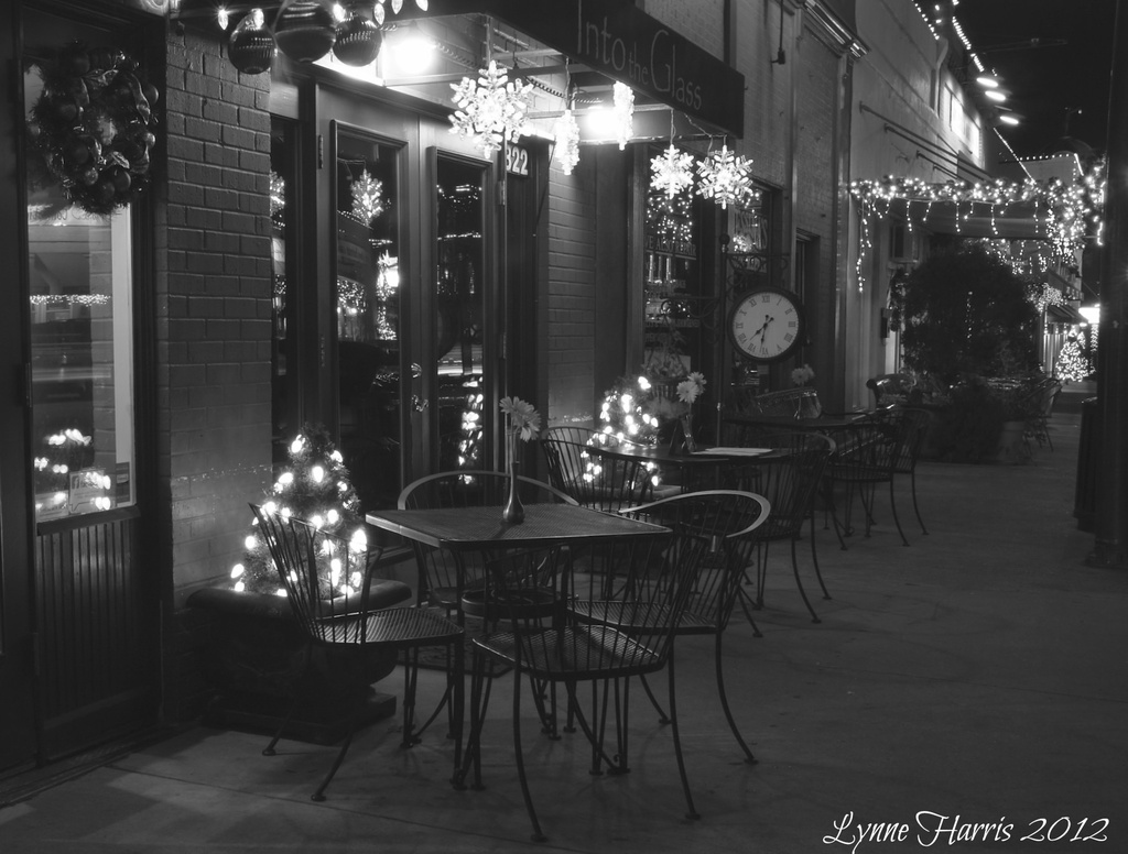 Grapevine Main Street Cafe by lynne5477