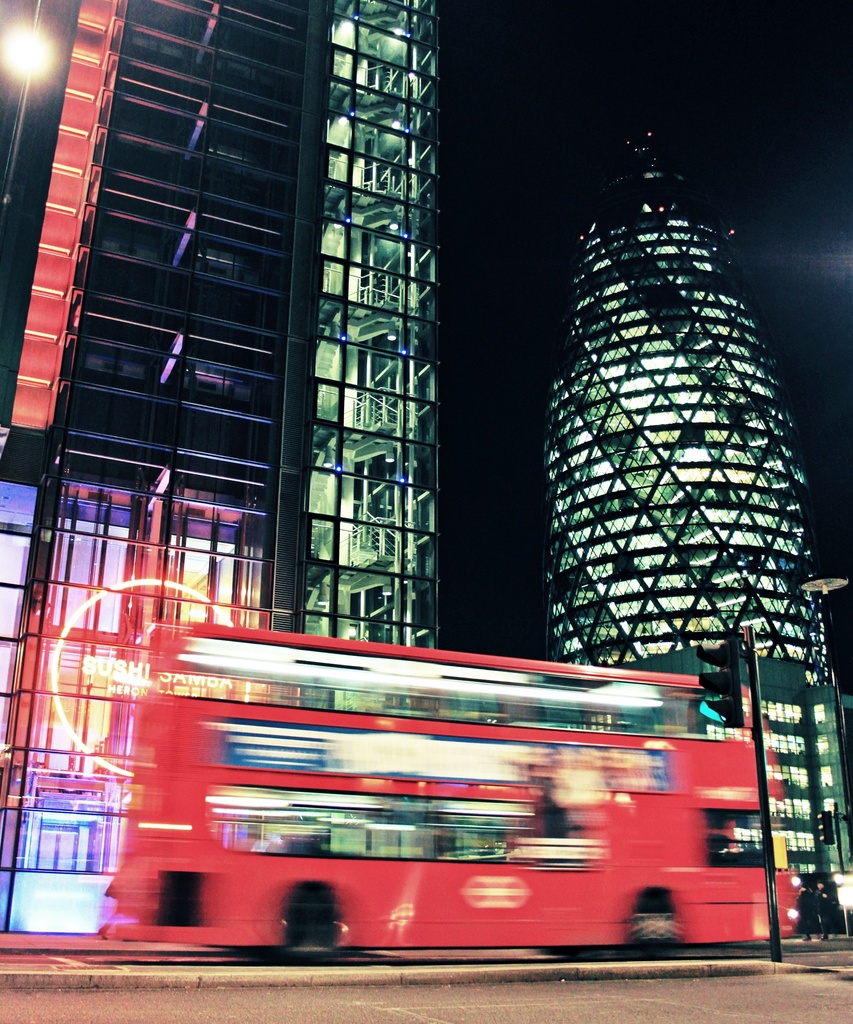 Gherkin Bus by rich57