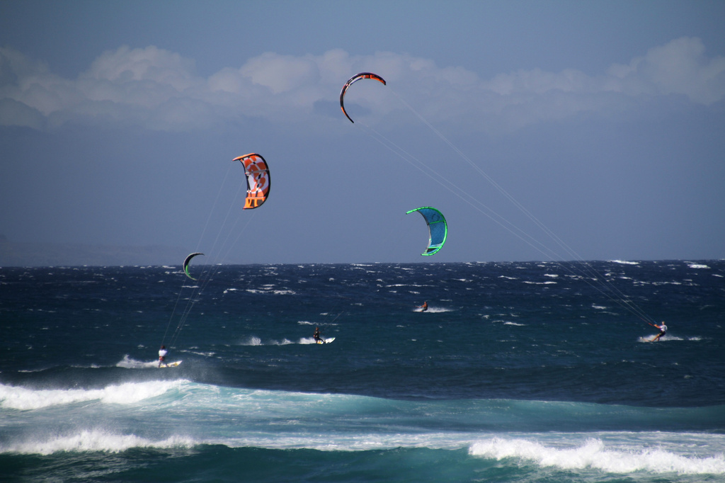 Kite Surfing! by whiteswan