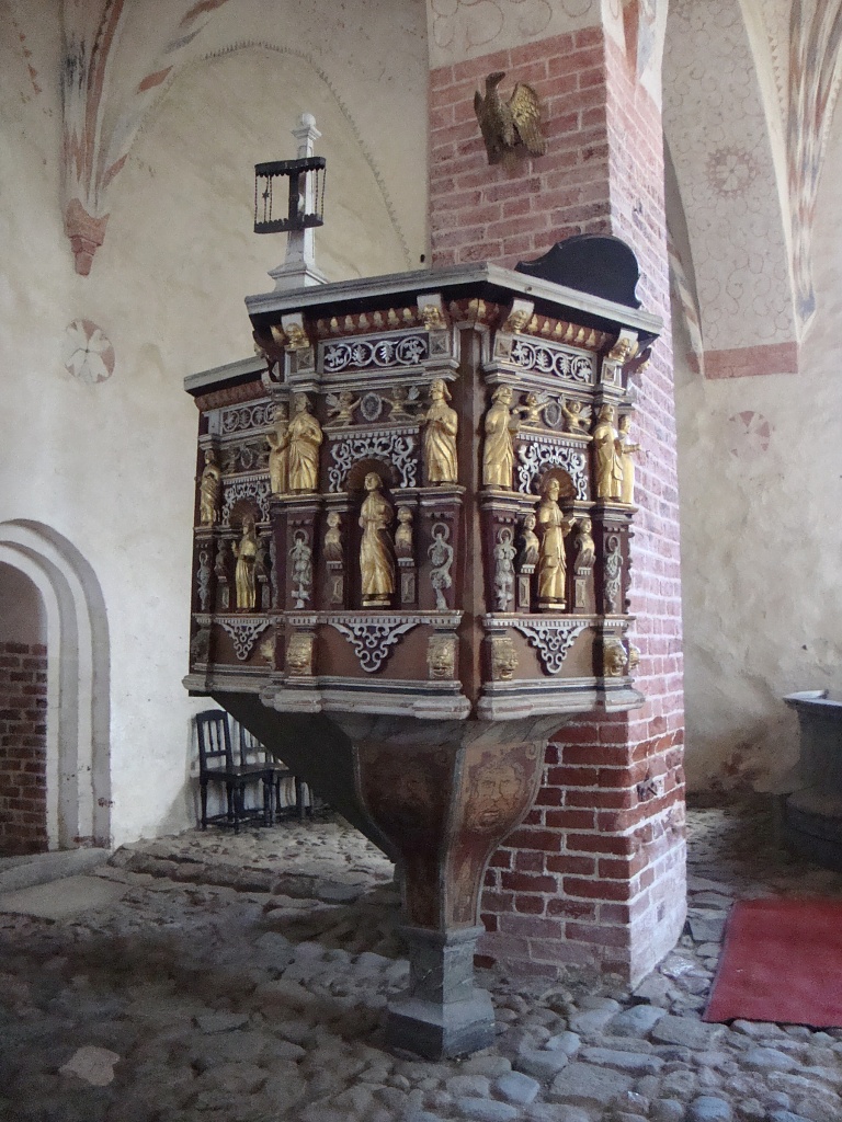 DSC04640 Sipoo Old Church - Pulpit by annelis