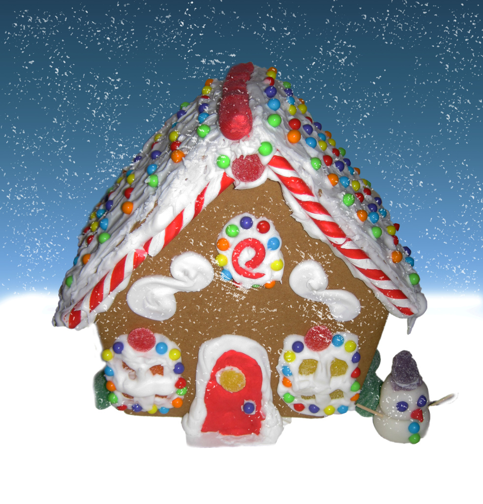 Gingerbread House by dakotakid35