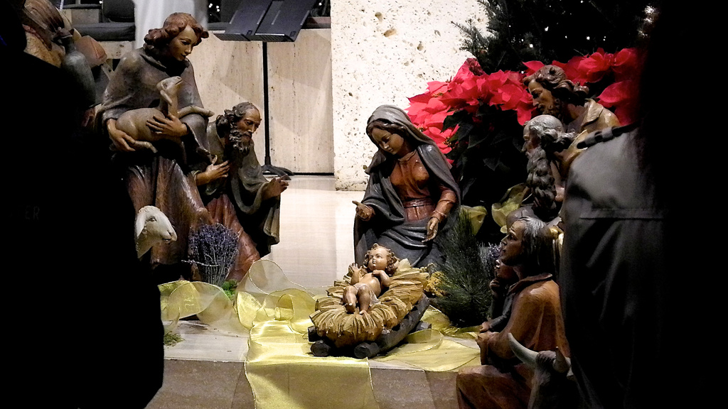 Crowding around the manger by eudora