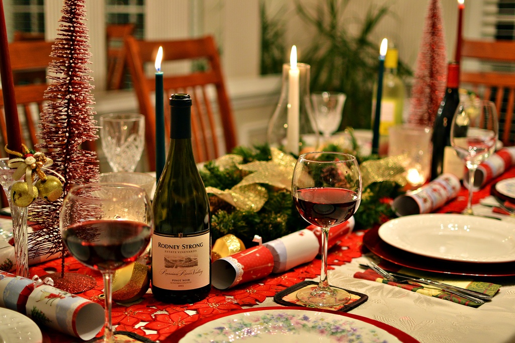 Christmas Dinner Table by soboy5