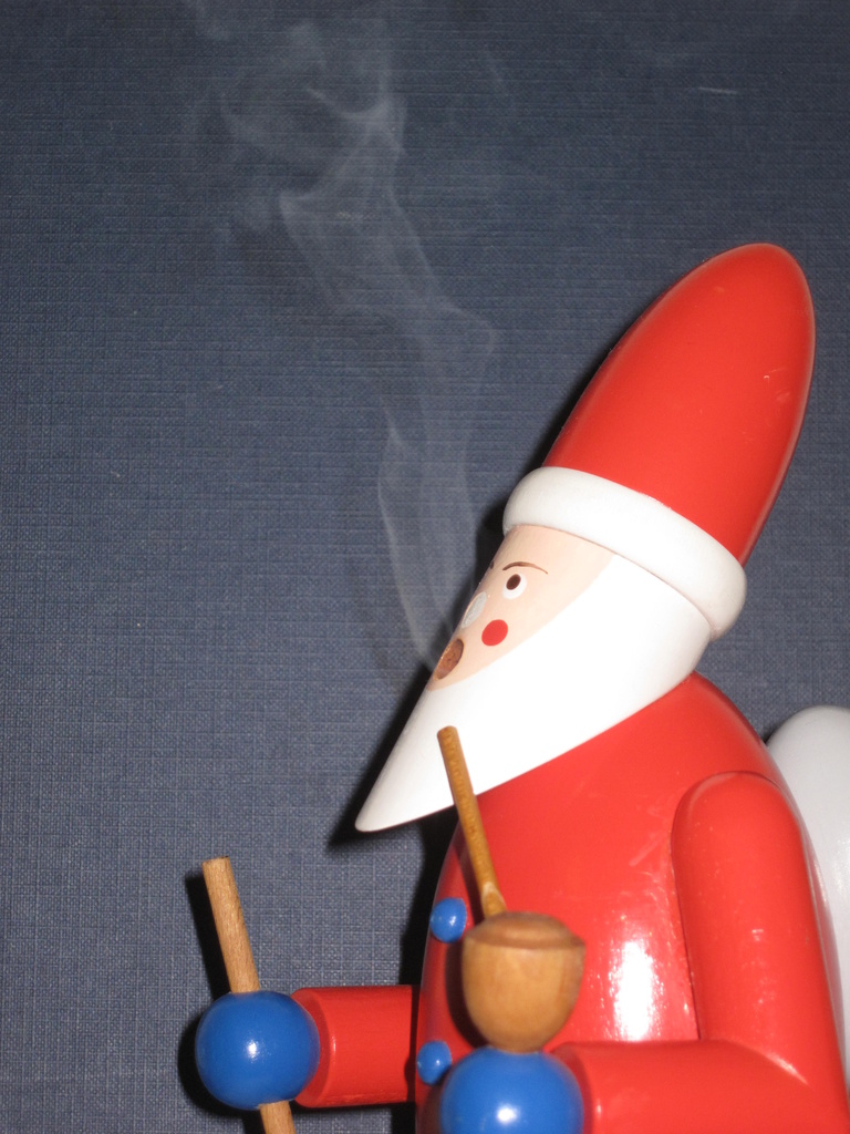 smoking Santa by mariadarby