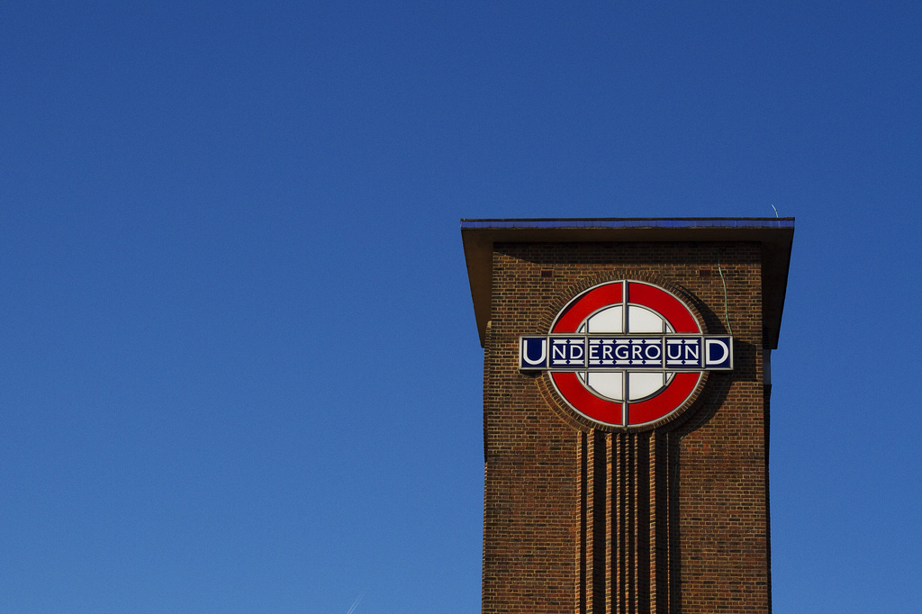 Day 009 - The tube by stevecameras
