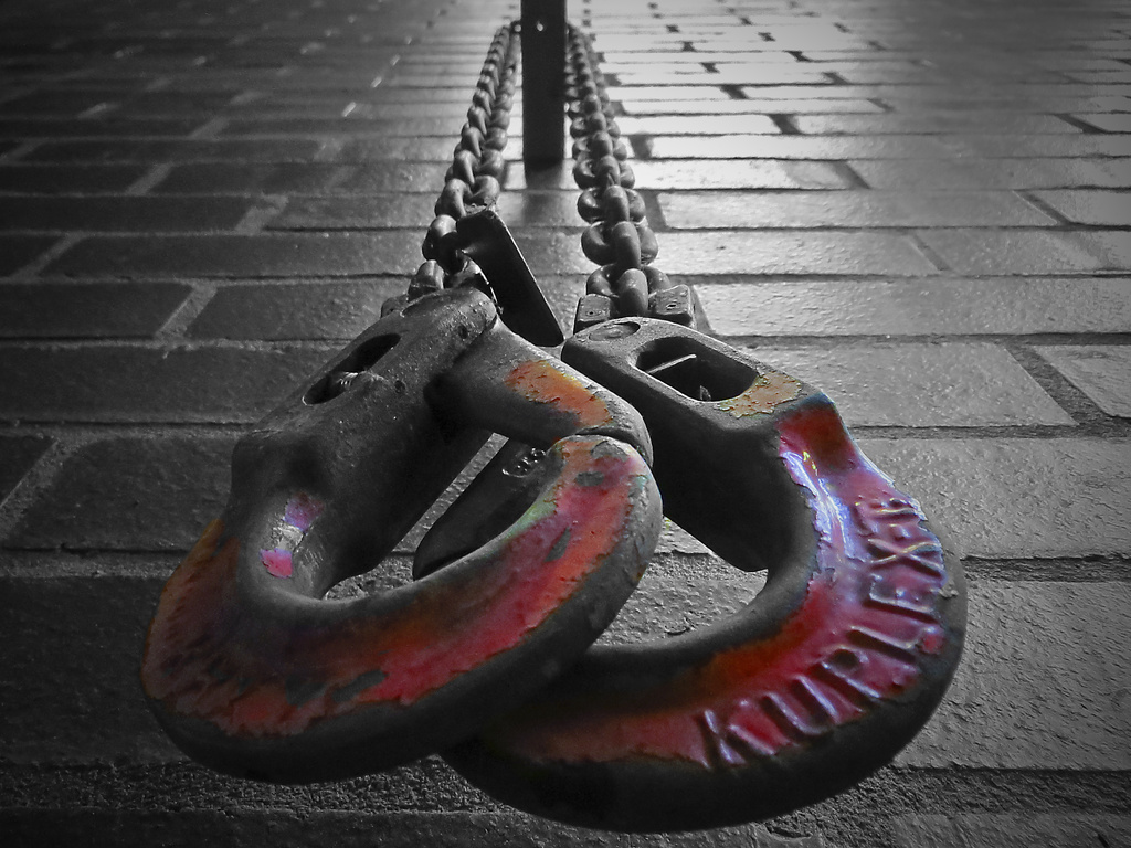 Hook 'n' Chain by gamelee