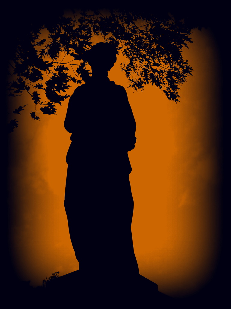 Memorial Silhouette by yentlski