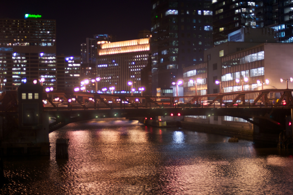 A Freezing Night at the Chicago River by taffy
