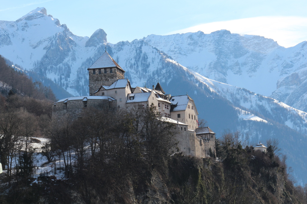 Liechtenstein Schloss by rachel70