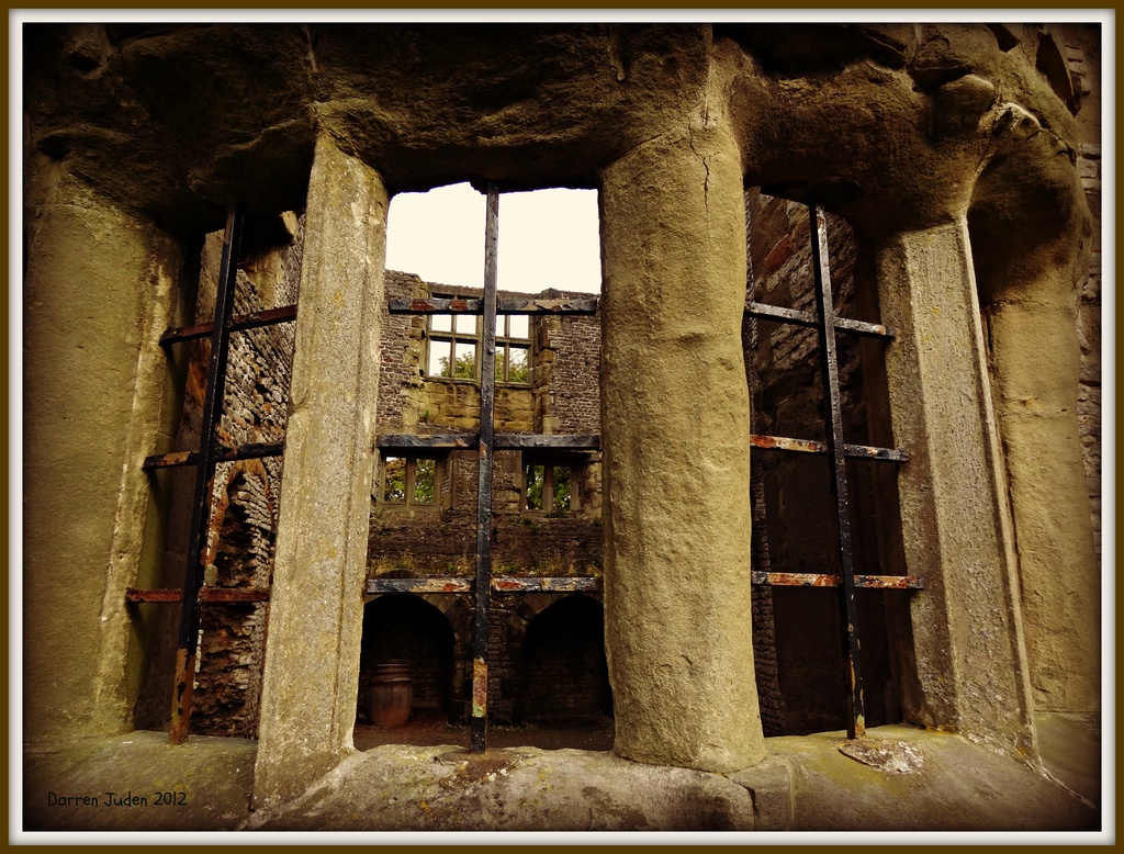 Castle windows. by darrenboyj