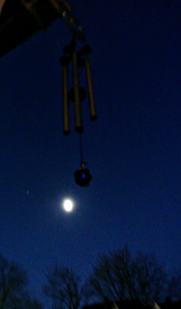 Wind Chime Moon Shine by kevin365