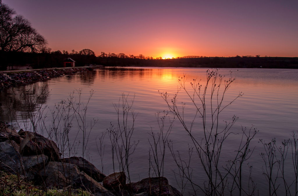 sunrise at boddington reservoir by jantan