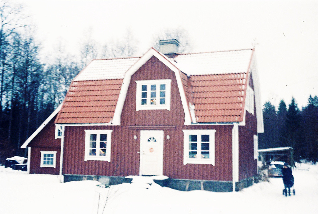 A little house in Sweden by lily