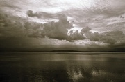 24th Feb 2013 - Clouds passing over the lake