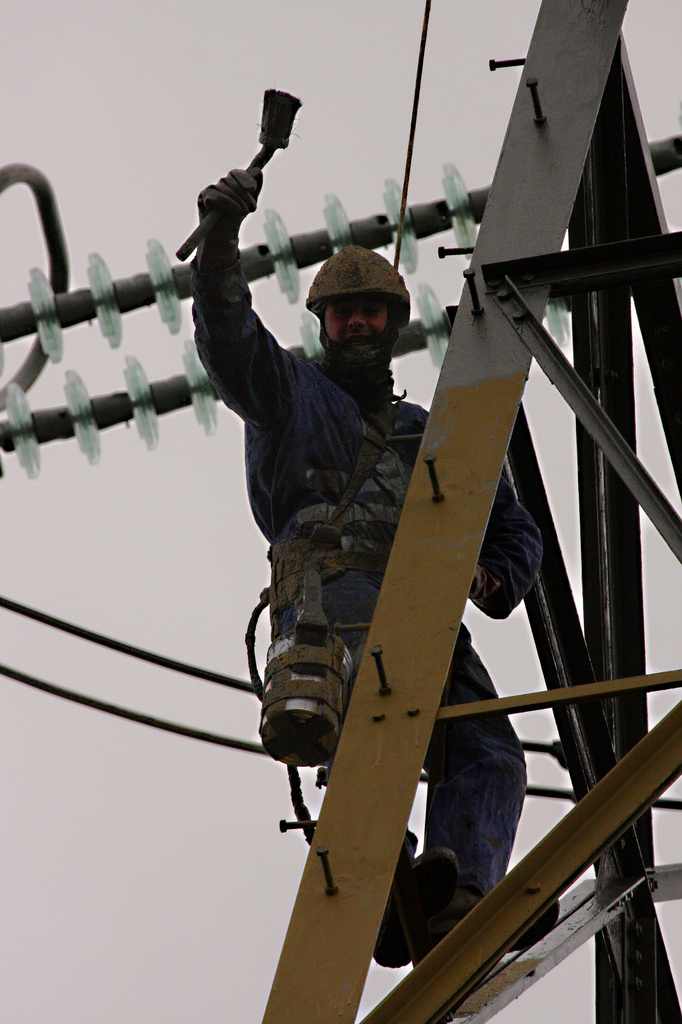 Painting pylons by angelar