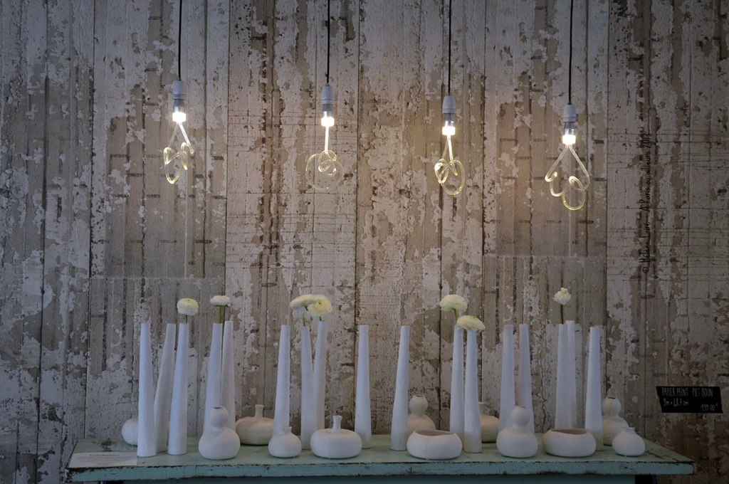 Arty light bulbs by parisouailleurs