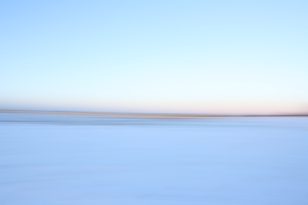 Snow blur by aecasey