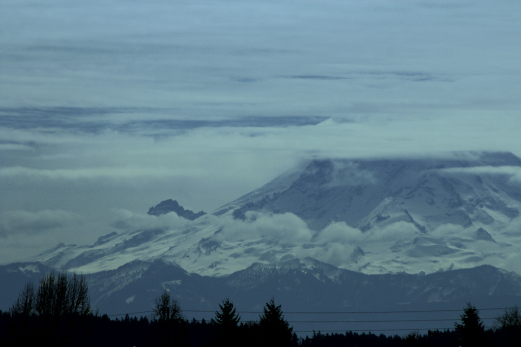 Mount Rainier by nanderson