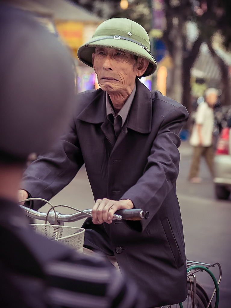 Hanoi streets #2 by ltodd