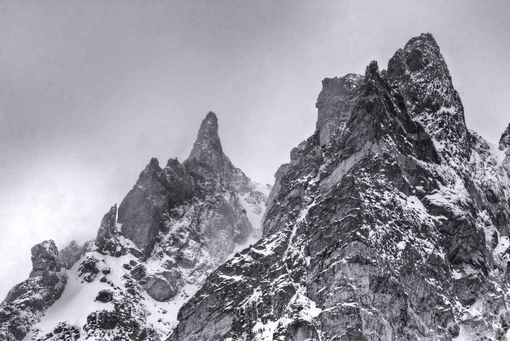 Foggy Peaks by exposure4u