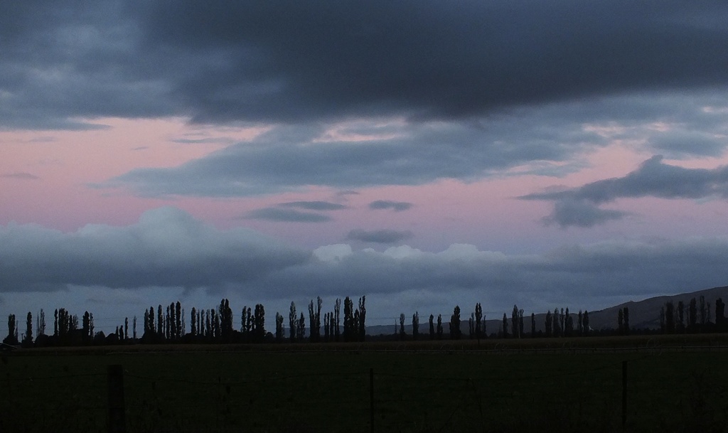 Waterpaint indigo sky by kiwinanna