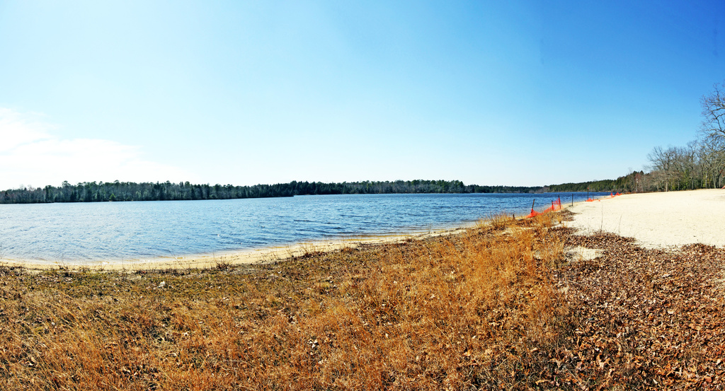 Parvin Lake Panorama by hjbenson