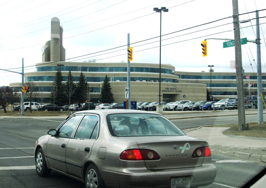 York Region Administrative Centre, Newmarket, Ontario by bruni