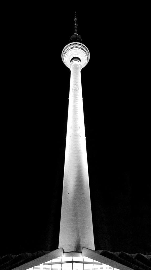Berlin Fernsehturm by jyokota