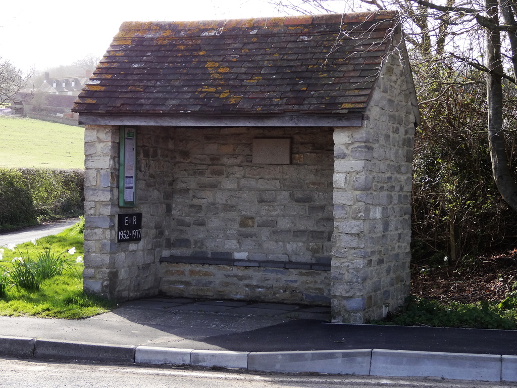 Bus shelter 1952-1977 - 16-4 by barrowlane