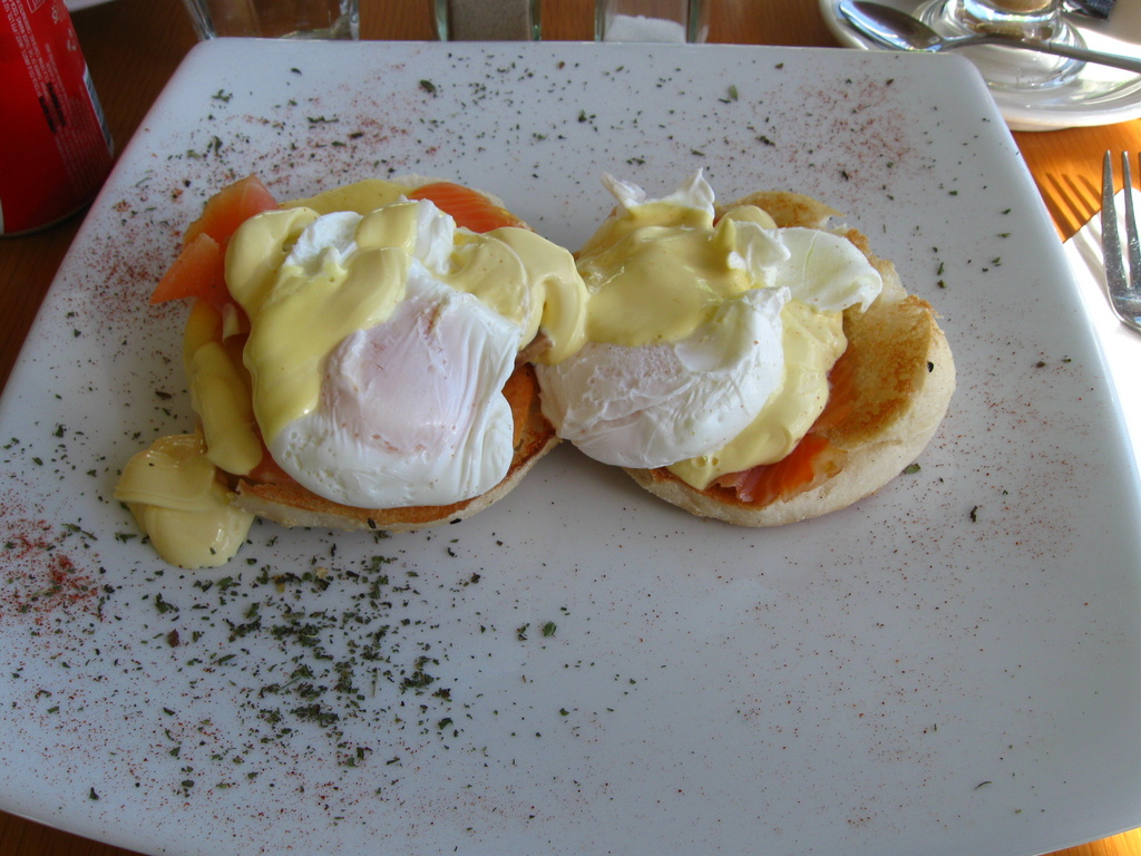 Eggs Benedict at Rocky's by mozette