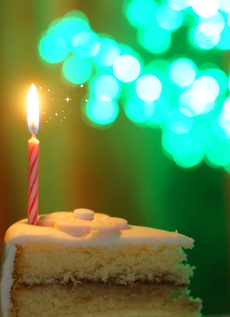 Birthday Cake by jesperani