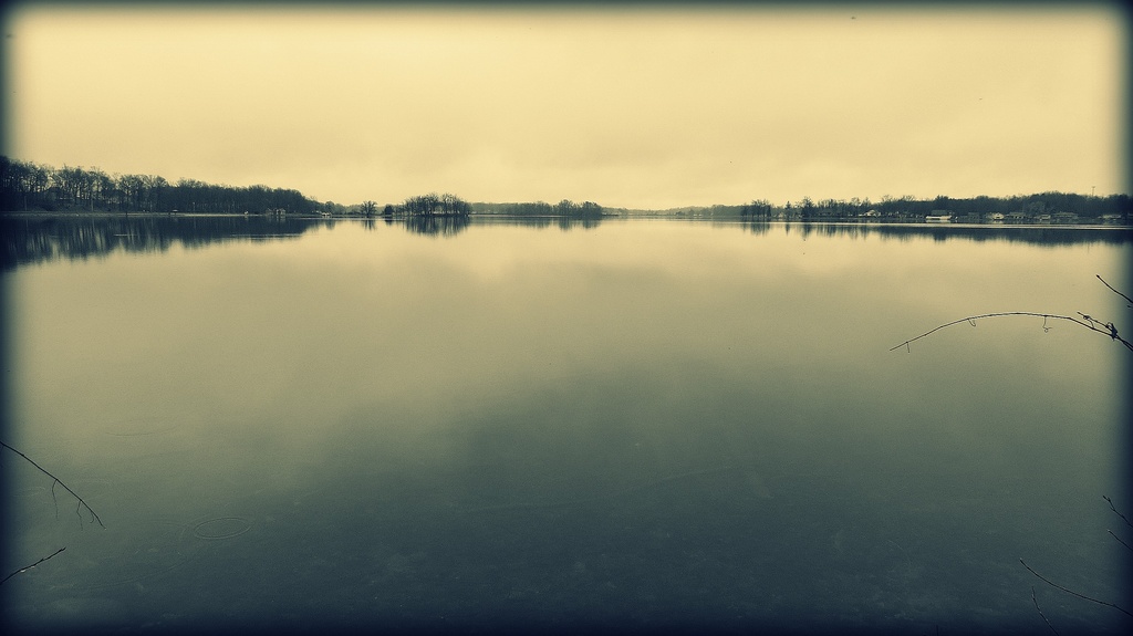 Dreary Day on the Lake by juliedduncan