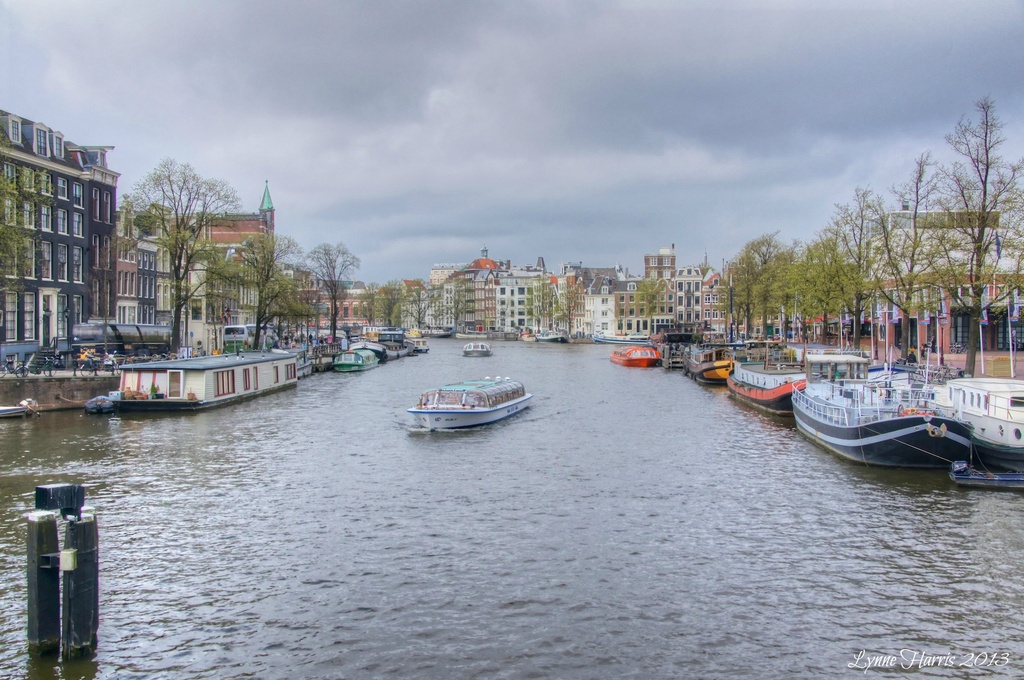 Amsterdam Canals by lynne5477