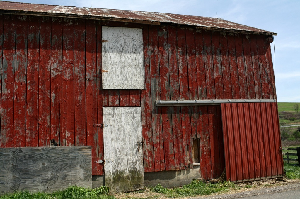 Barn 2 by mittens