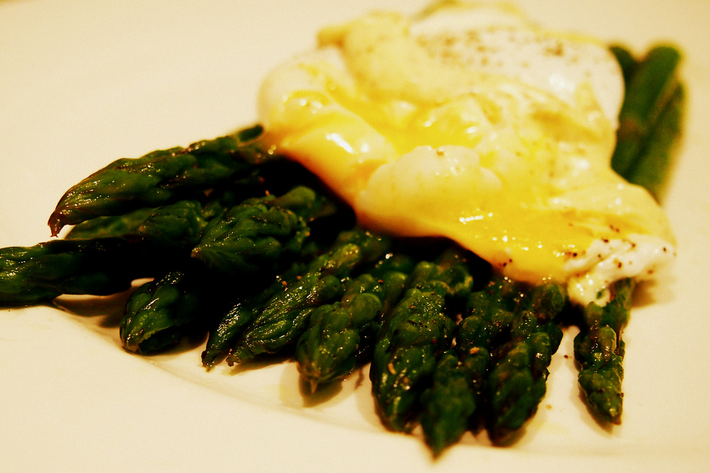 Asparagus with Poached Egg by andycoleborn