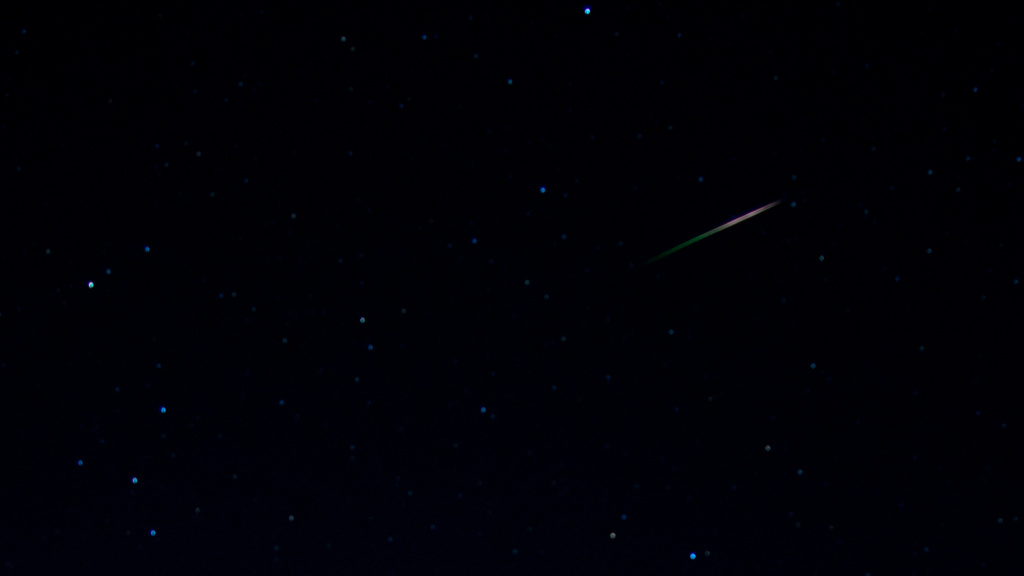 Cropped meteor by bella_ss